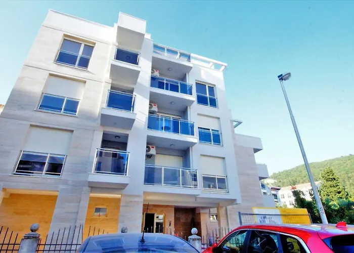 Kala Rooms & Suites
