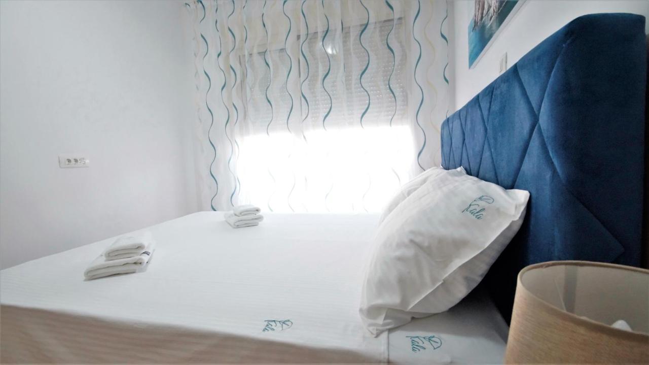 Apartment Kala &